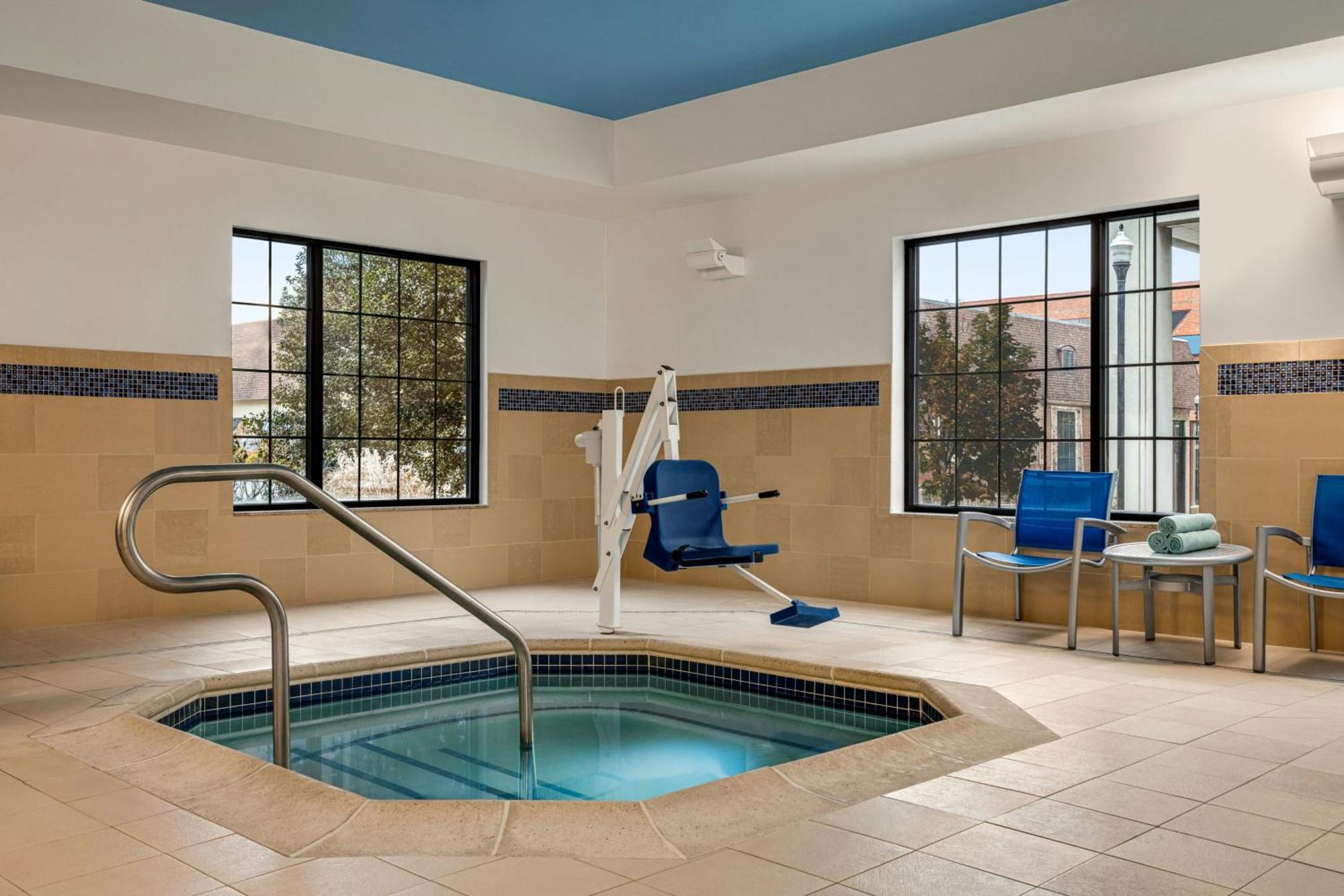 Towneplace Suites By Marriott Williamsport Esterno foto